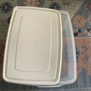 Vintage Rubbermaid Servin Saver #7 Rectangle 17 Cup Container Sheer & Almond Lid